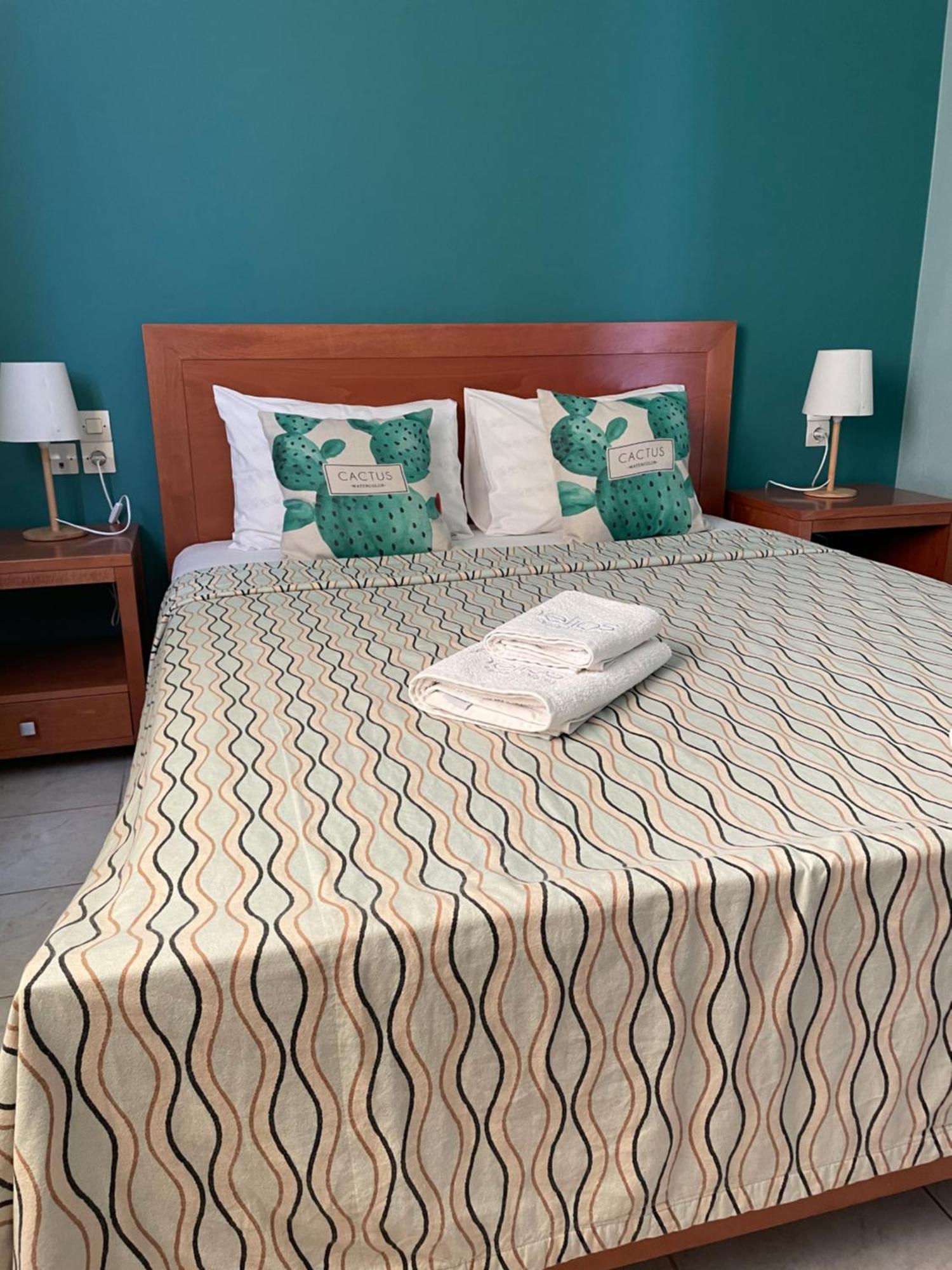 פלאקיאס Helios Apartments מראה חיצוני תמונה
