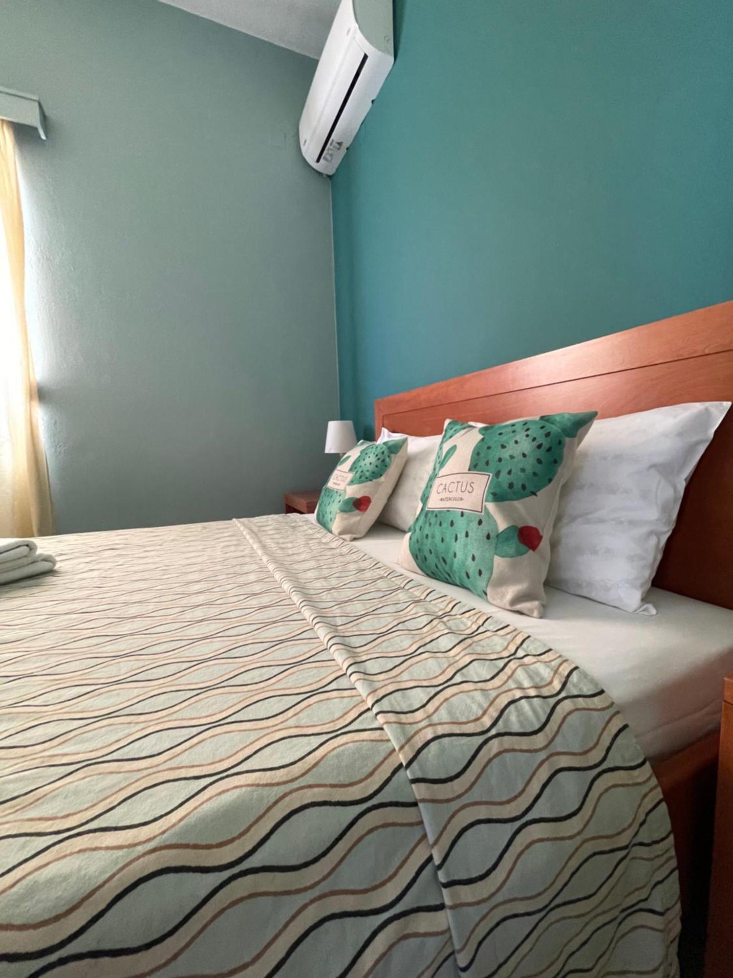 פלאקיאס Helios Apartments מראה חיצוני תמונה