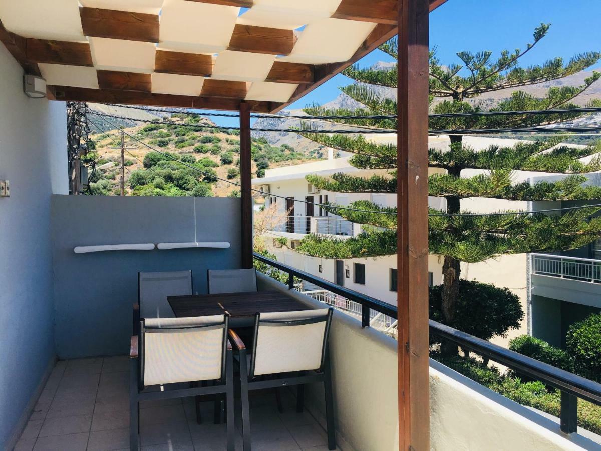 פלאקיאס Helios Apartments מראה חיצוני תמונה